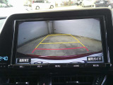 バックガイドモニター付いております!車庫入れの際にあると役立ちますよ♪