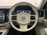 ◆LIBERALAは、輸入車選びの新たなスタイルを提案するインポート・セレクト・ブランドです。オーナー様となる方がクルマから直接感じる感性を第一にした、最良の一台との出会いをコーディネートいたします。