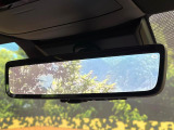 【デジタルインナーミラー】後席の大きな荷物や同乗者で後方が確認しづらい時でも安心!カメラが撮影した車両後方の映像をルームミラー内に表示。クリアな視界で状況の確認が可能です!