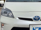 HIDヘッドライトは、本当に明るくて安全です。暗い夜道からお客様を守ってくれます。運転しやすいですし、自慢にもなるかも?黄色いハロゲンライトと見比べてください。