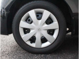 タイヤサイズは、155/65R14です。