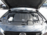 直列6気筒ディーゼルエンジンにMAZDA独自の48Vマイルドハイブリッドシステムを組み込んだディーゼルハイブリッド仕様
