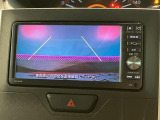 後方駐車が苦手な方も安心のバックカメラ付きです!運転席から見えにくい部分をナビの画面に映して、安全に操作が出来ます。