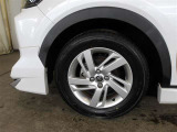 純正16インチアルミホイール装備です☆タイヤ4本交換済です♪