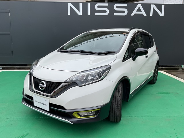 ノート1.2 X FOUR シーギア 4WD