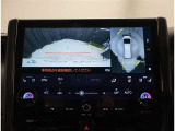 バックガイドモニターで、後方を確認しながら安心して駐車することができます。運転初心者も熟練者も必須の機能ですよ!