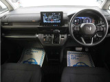 とても握りやすいステアリング!運転手の気持ちがそのまま伝わるかのような反応をしてくれます!小物入れや各ボタンの配置にこだわり、とても使いやすいです !視認性も良好なのでロングドライブもお任せ下さい!