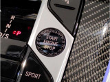 【プッシュスタート】プッシュスタートの最大のメリットは「防犯対策」です。スマートキーと車のIDが合致しないとエンジンは始動させることができません。