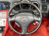 ステアリングも使用感が少なく、きれいな状態となっております♪
