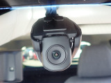 ◆【ドライブレコーダー】映像・音声などを記録する自動車用の装置です。もしもの事故の際の記録はもちろん、旅行の際の思い出としてドライブの映像を楽しむことができます。