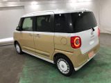 両側電動スライドドアで送迎も楽になりますね。