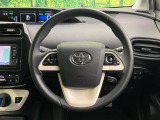 【純正革巻きステアリング】上質な革を使用することで、手にしっかり馴染みとても運転しやすいハンドルです♪