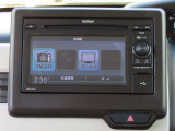 ディスプレイ付きオーディオを装備♪CD、ワンセグTVなどに対応しています。