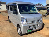 ご納車時には再度洗車・室内清掃を行い展示中についてしまった汚れも落として気持ち良くお乗りいただける状態にして納めさせていただきます!