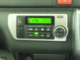 オートエアコンを装備しておりますので、四季を通じて車内を快適な温度に保つことが出来ます!高級感が有りますね!