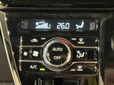 車内空調は&rdquo;AUTOエアコン&rdquo;にお任せ。運転に集中出来ますよ!