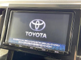 【純正9型ナビ】人気の純正ナビを装備しております。ナビの使いやすさはもちろん、オーディオ機能も充実!キャンプや旅行はもちろん、通勤や買い物など普段のドライブも楽しくなるはず♪