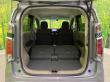 普段のお買い物や通勤、送迎等に十分な荷室スペースを確保しております。セカンドシートを倒すと、大きな荷物の積載も可能です♪