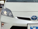 HIDヘッドライトは、本当に明るくて安全です。暗い夜道からお客様を守ってくれます。運転しやすいですし、自慢にもなるかも?黄色いハロゲンライトと見比べてください。