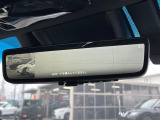 【デジタルインナーミラー】後席の大きな荷物や同乗者で後方が確認しづらい時でも安心!カメラが撮影した車両後方の映像をルームミラー内に表示。クリアな視界で状況の確認が可能です!