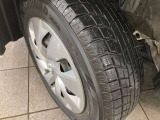 ヴィッツ 1.3 F 4WD 夏冬タイヤ付き スペアキー