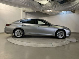 当社でご購入頂いた全ての車両はご納車前、エンジンオイル交換・ワイパーゴム・ブレーキ点検・調整・その他確認の上ご納車いたします。