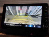 【バックカメラ】後退時も安心。リバース連動で画面が切り替わるのでとっても便利。