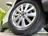 【純正17インチアルミホイール】外観にマッチした純正アルミホイールを装着しております。各種社外アルミホイールや、スタッドレスタイヤも取扱いしております。是非ご相談ください♪