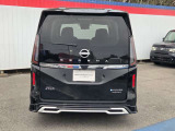 日産のe-POWERに乗ると電気自動車の様な静粛性と力強い加速なのでガソリンエンジン車には戻れません☆