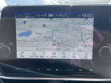 純正のメモリーナビ搭載です。初めての場所でも安心ですね♪