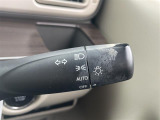 【 オートライト 】オートライトなのでライトの点け忘れを気にすることなく運転が出来ます♪//
