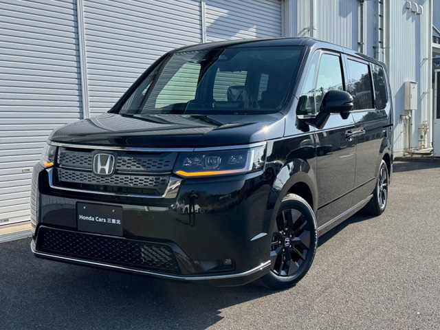 ステップワゴン 2.0 e:HEV スパーダ 30周年特別仕様車