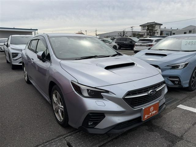 レヴォーグ1.8 GT 4WD禁煙車 純正9インチナビ バックカメラ