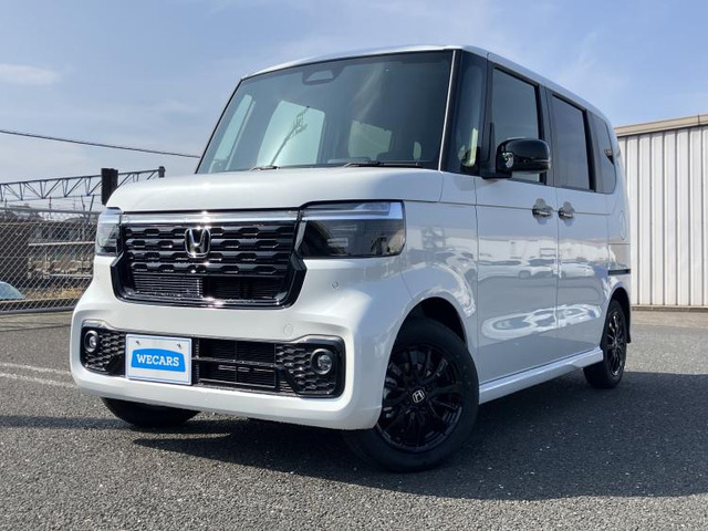 N-BOXカスタム ブラック スタイル 