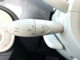 高速道路などで定速走行する際、アクセル操作から開放させてくれるクルーズコントロールを装備。安心のスピードリミッター機能も付いてます。