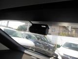 ドライブレコーダーのリア撮影用カメラです。車体後方の映像をバッチリ記録します。