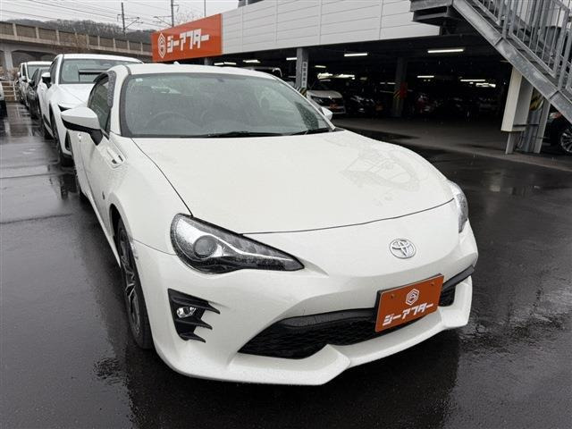 86 2.0 GT リミテッド 禁煙車 後期型 純正ナビ