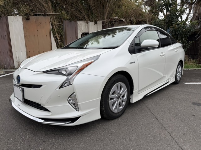 プリウス 1.8 S セーフティ プラス 