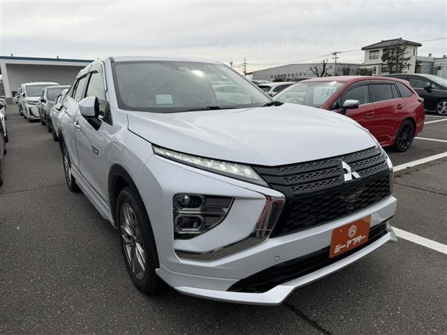 エクリプスクロス PHEV 2.4 P 4WD 禁煙車 純正8インチナビ 全周囲カメラ