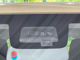 【スズキ セーフティサポート】走行中に前方の車両等を認識し、衝突しそうな時は警報とブレーキで衝突回避と被害軽減をアシスト。より安全にドライブをお楽しみいただけます。