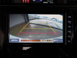 バックガイドモニターで、後方を確認しながら安心して駐車することができます。運転初心者も熟練者も必須の機能ですよ!