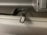 【USBポート】USBポートも装備されています♪スマートフォンのオーディオに連携も可能です。今や欠かせない装備の一つです!