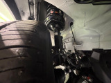 お車を安心してお乗りいただく為には、足回りの定期点検が欠かせません。サービスサポート(有償保証)では無料点検もご提供しており、安心のカーライフをお過ごしいただけるサポート体制が整っています。