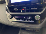 オートエアコンは温度を設定するだけで、自動で風量などを設定してくれます。運転しながら操作も必要ないので、安全性も向上します。