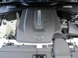 2.5ガソリンエンジンをベースにモーターとバッテリーを組み合わせたプラグインハイブリッド(PHEV)仕様
