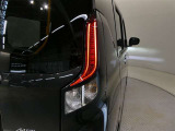 LEDテールライトです。省電力、高輝度のLEDは明るく照らすので夜間運転時の視認性を高めます。スタイリッシュな見た目で細かいところもこだわりたいあなたに!