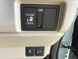 ☆左側電動スライドドア☆スイッチひとつで運転席からスライドドアの操作が出来ます♪