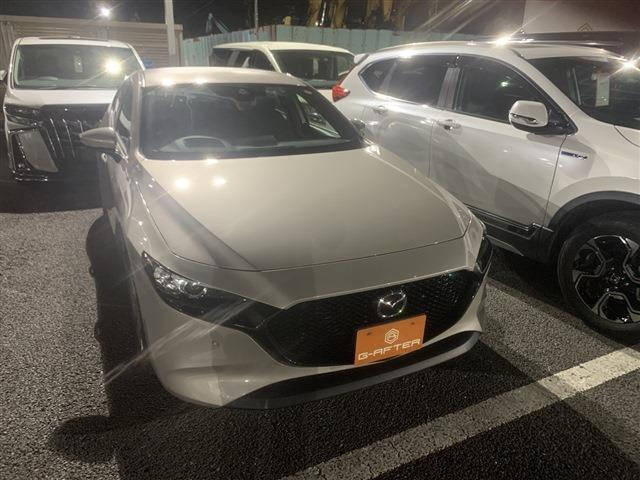 MAZDA3ファストバック1.5 15C禁煙車 純正8.8インチナビ バックカメラ