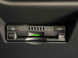 ETCカードを挿入することで高速道路を利用する際の支払いがキャッシュレスになったり、ETCスマートインターチェンジが利用できたり、とても便利なアイテムです!保証は修理保証のみとなります。