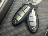 インテリジェントキーが付いてとっても便利。これがあればドアなどの開閉やエンジンの始動までらくらくです!